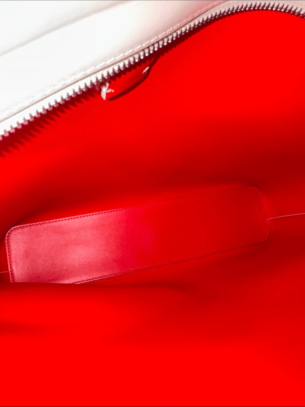 New Christian Louboutin cabata soft calfskin tote - Picture 4 of 7